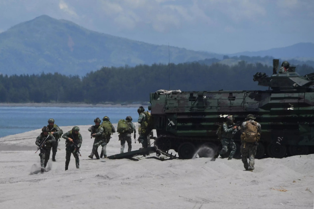Thủy quân lục chiến Mỹ và Philippines tập trận đổ bộ chung